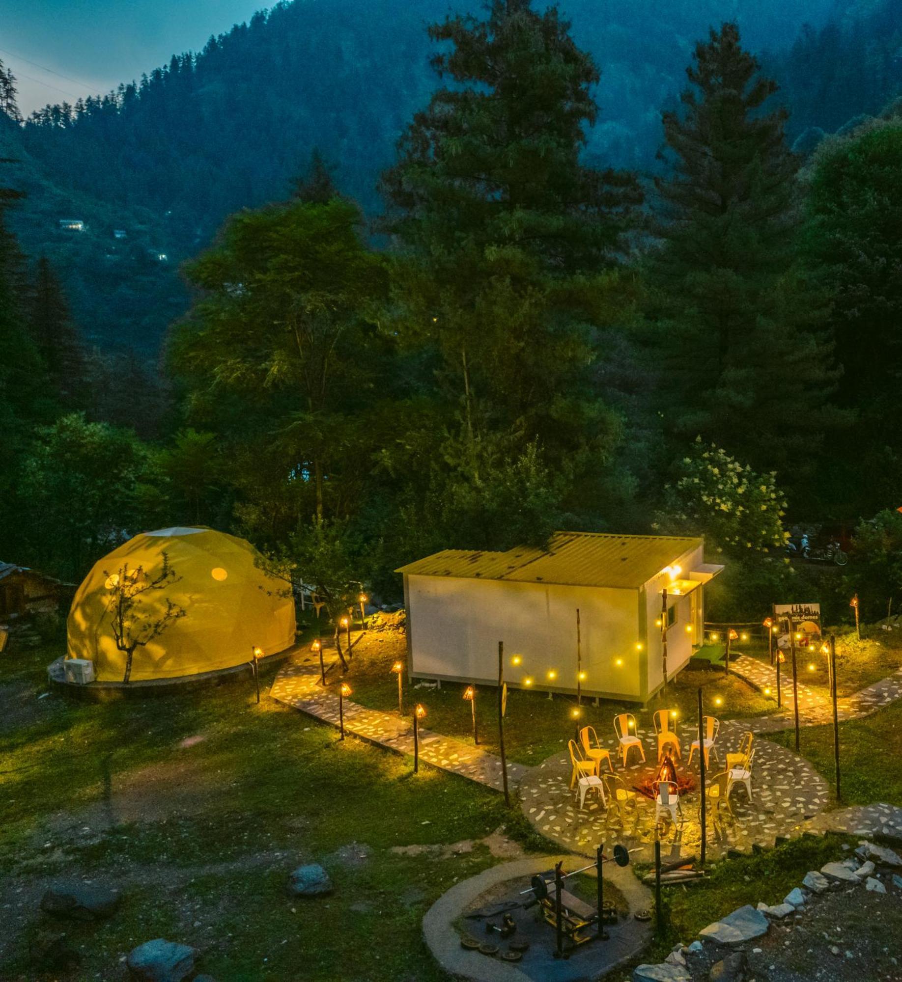Whoopers Boutique Resort Jibhi Eksteriør billede