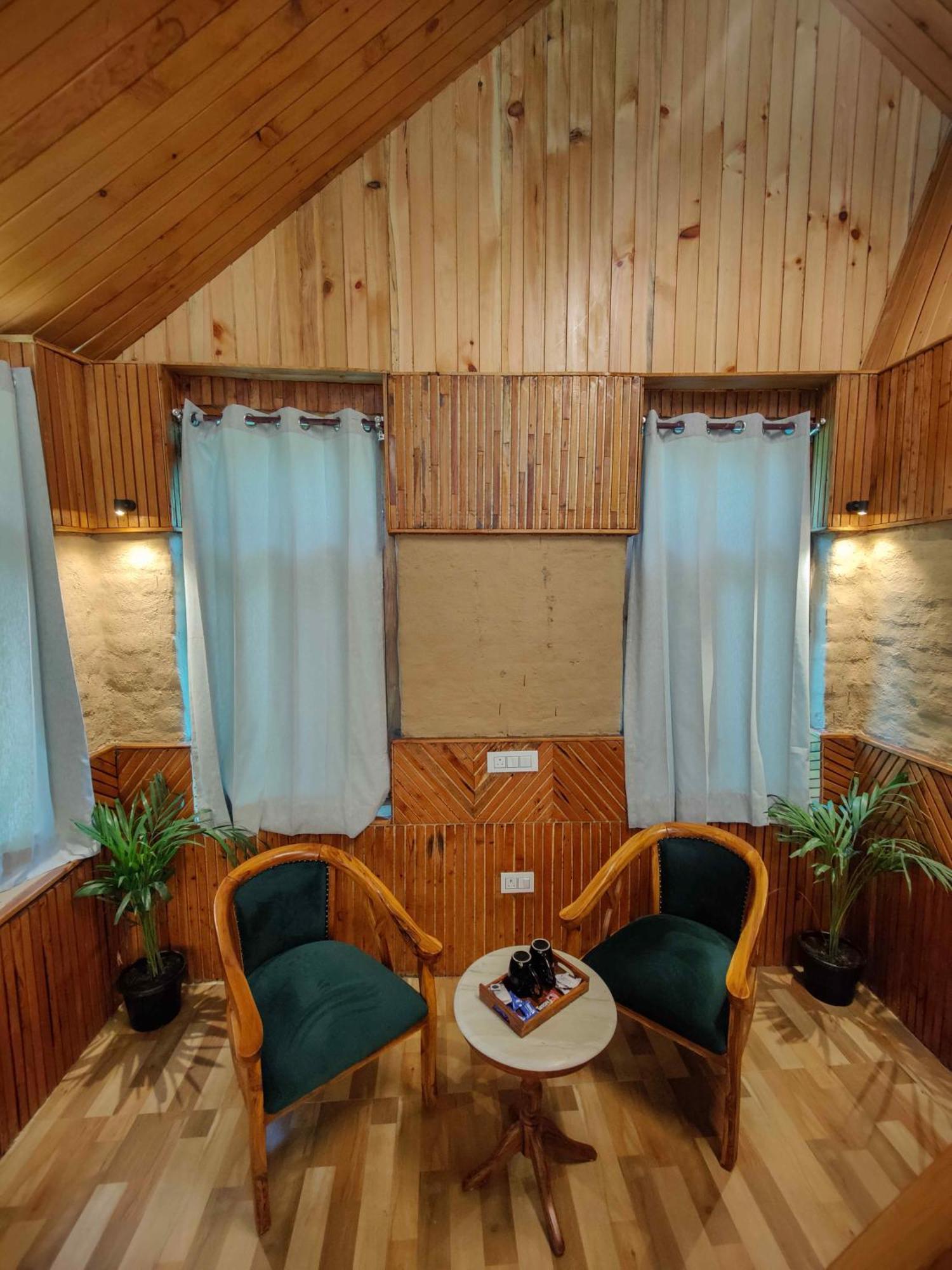 Whoopers Boutique Resort Jibhi Eksteriør billede